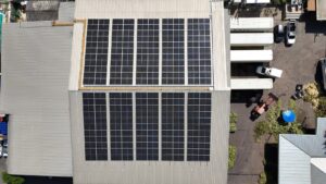 K-Fresh solar panel installation on warehouse roof, Ban Phaeo